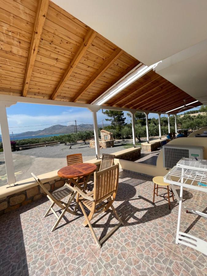 Niriides Rooms Elafonissos Exterior foto